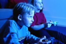 Researchers: Even violent video games can be learning tools