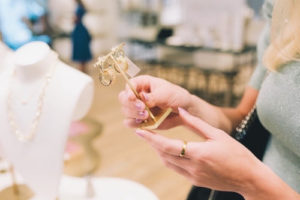 A partnership between UT Austin and jewelry designer Kendra Scott uses Autodesk tech to give students experiential learning opportunities.