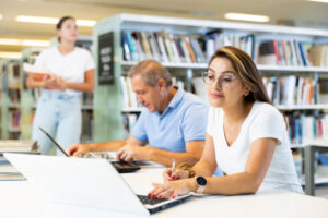 More than two years into the COVID-19 pandemic, it’s clear that higher education institutions are recognizing and adapting to the lasting impacts that the transition to online learning has had on both learners and faculty alike. While some students are returning to campus, we’ve seen an increase in the number of non-traditional students taking advantage of expanded access to education opportunities online.