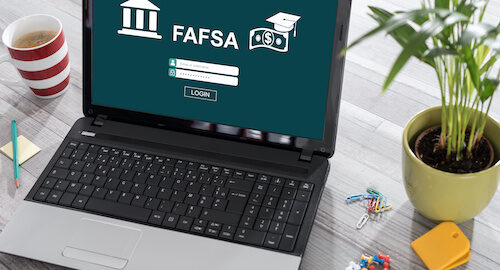 A bungled FAFSA rollout threatens students’ college ambitions
