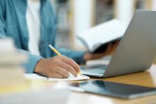 Finding the right financial model for your university’s online learning program growth